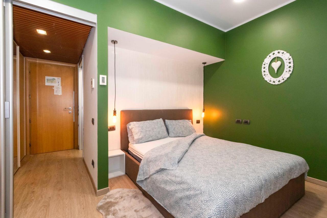Enjoy Room- Appartamento Con Parcheggio Gratuito E Colazione Deliziosa ! Τορίνο Εξωτερικό φωτογραφία